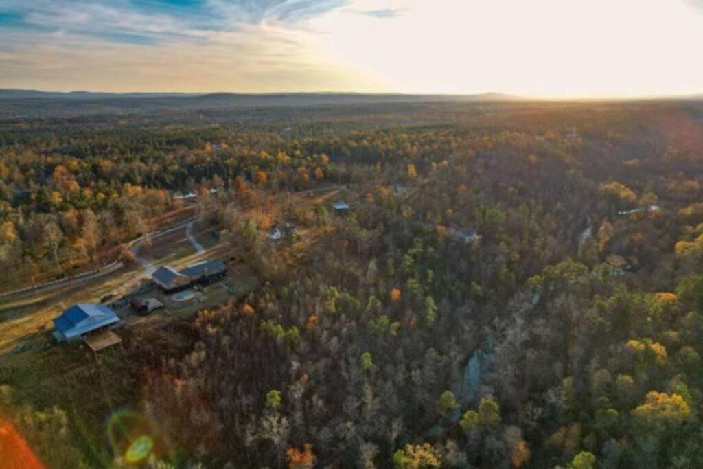 Private Tiny Home Royal Ridge Getaway Exterior foto